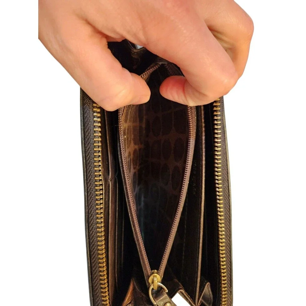 Kate Spade Nylon & Leather Trim Black Zip Around Wallet - Picture 8 of 10